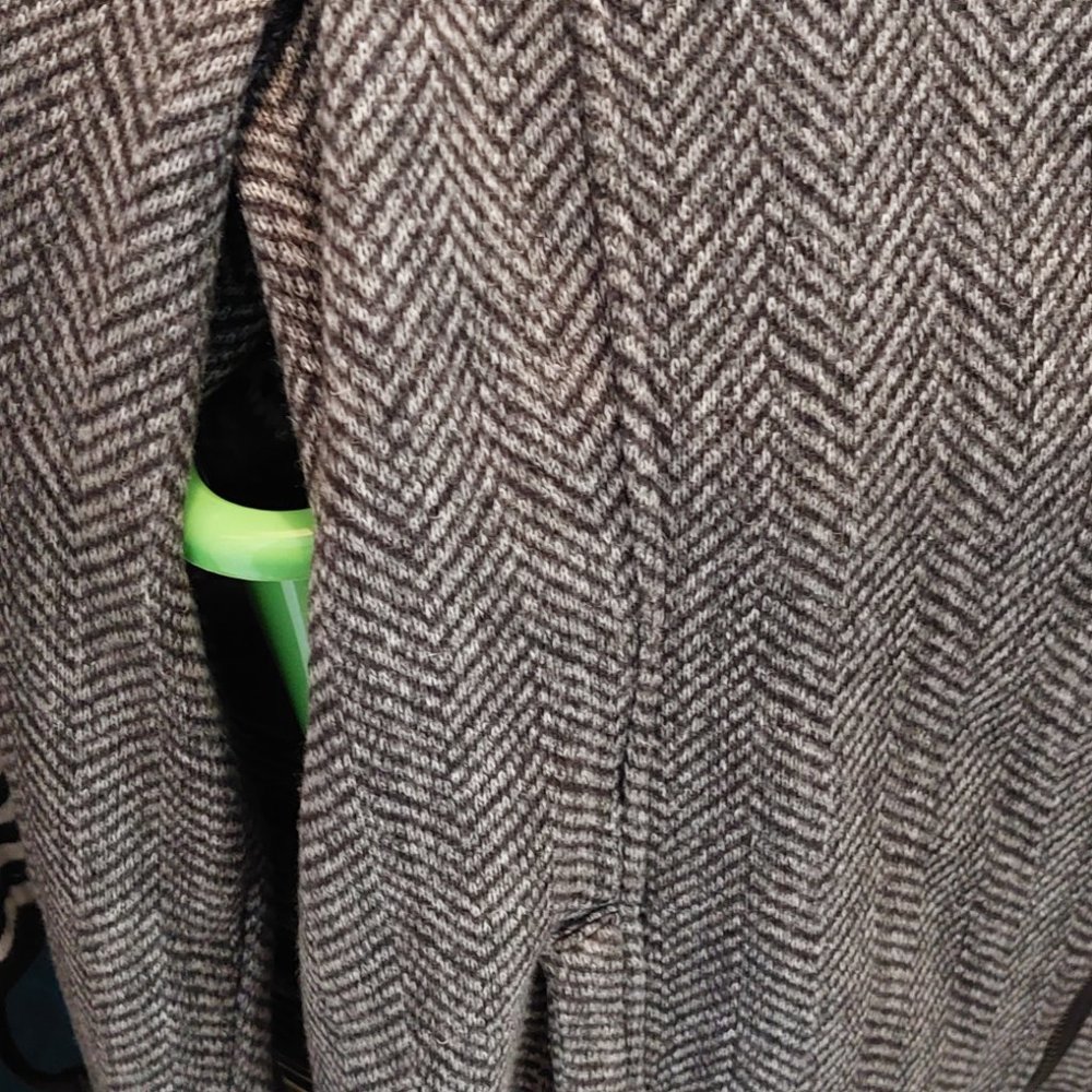 Jacket - Picture 4 of 5